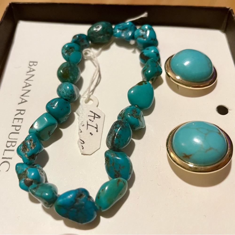 NWT Banana Republic earrings + matching stone bracelet